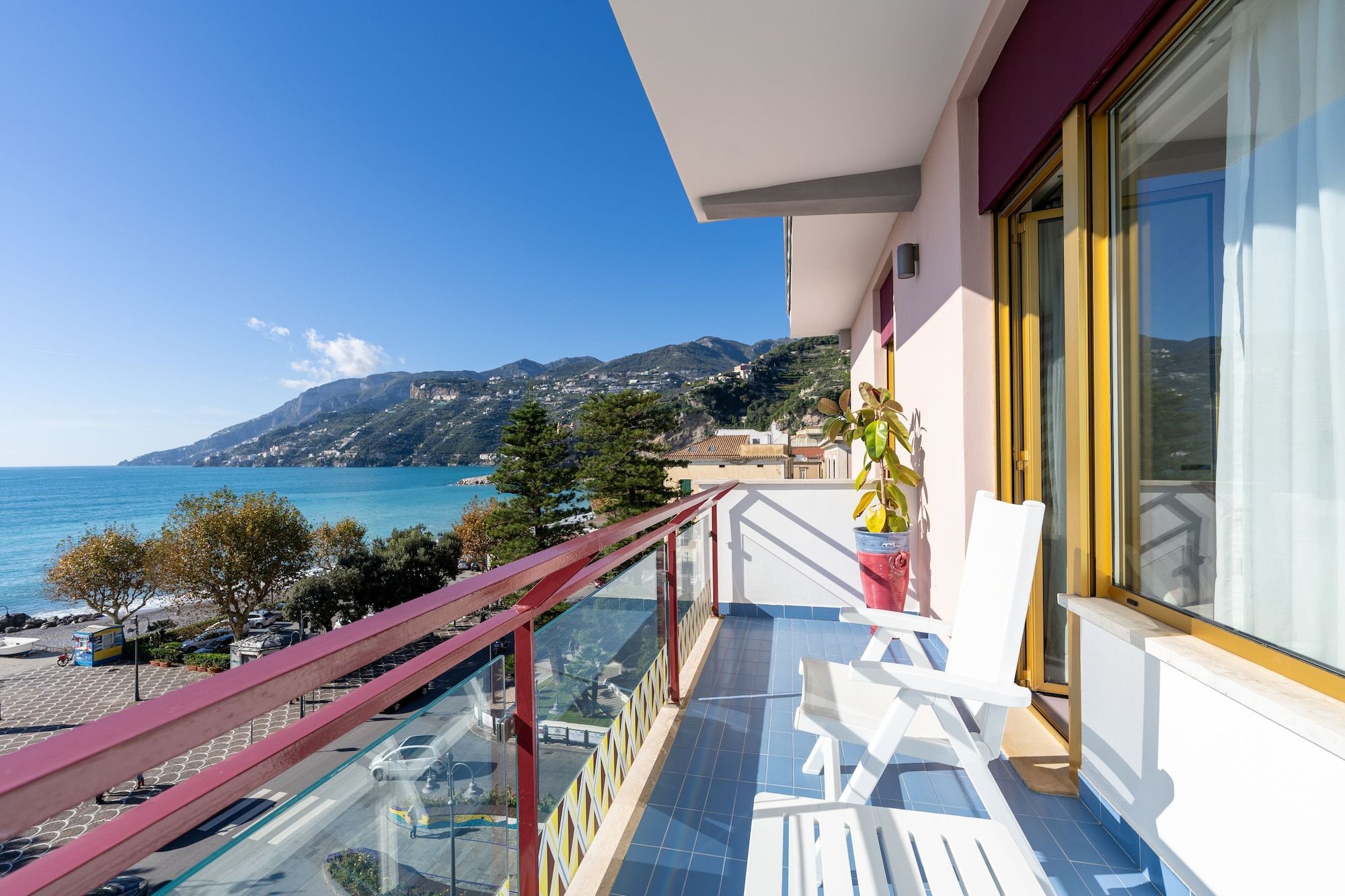 Balcony Photo