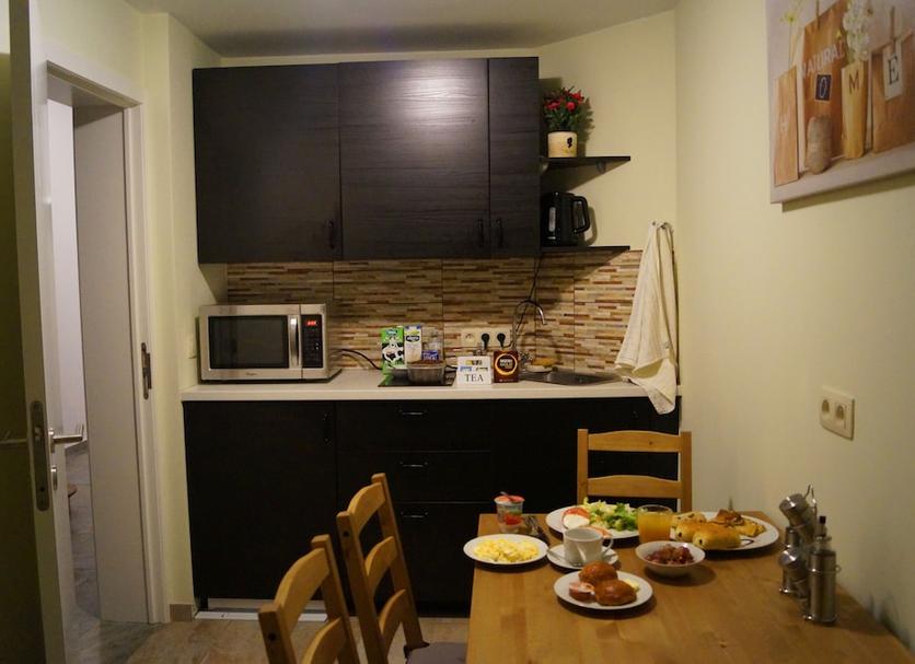 Kitchen Photo