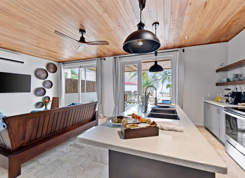 Kitchen Photo