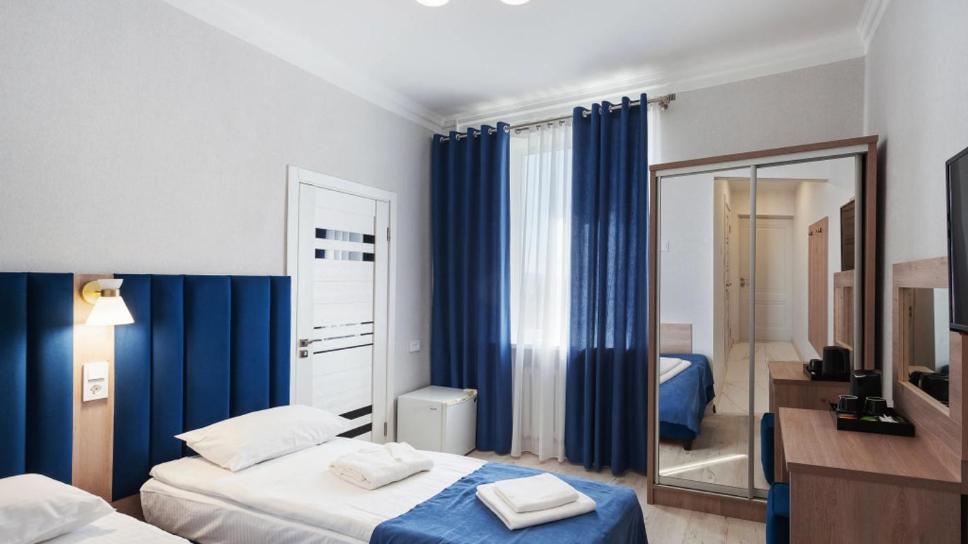 Avantazh Hotel