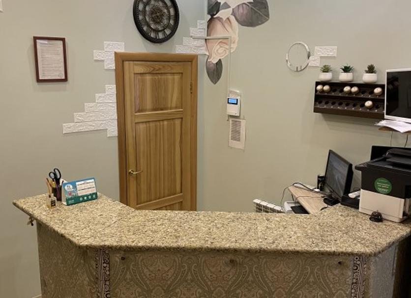 Front desk Photo