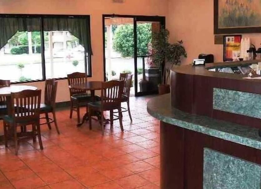 Front desk Photo