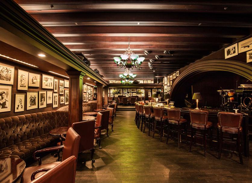Bar Photo
