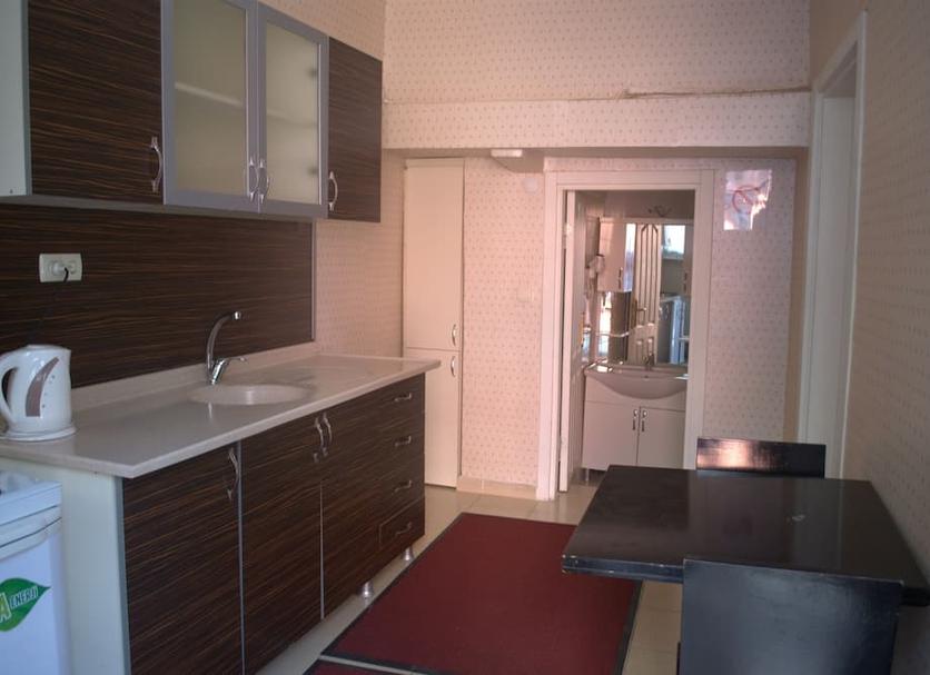 Kitchen Photo