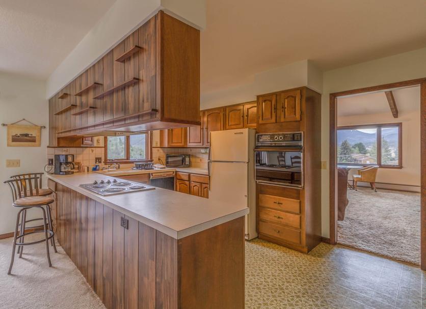 Kitchen Photo
