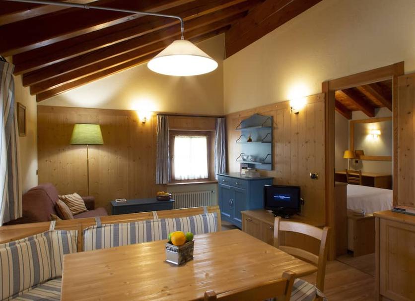 Dining room Photo