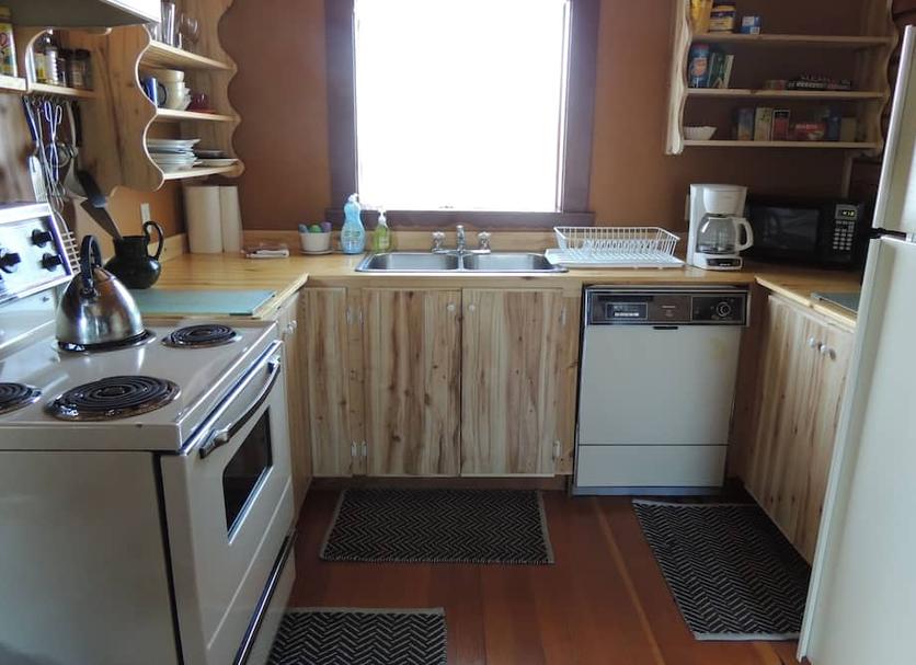 Kitchen Photo