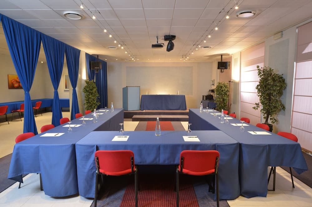 Conference room Photo
