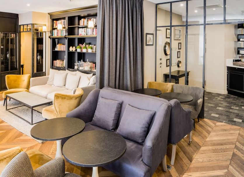 Lounge Photo