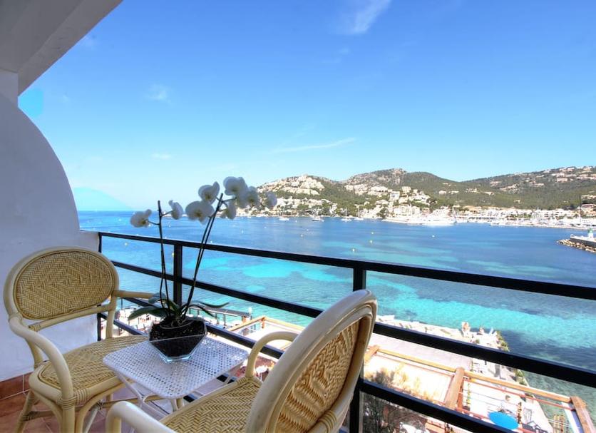 Balcony Photo
