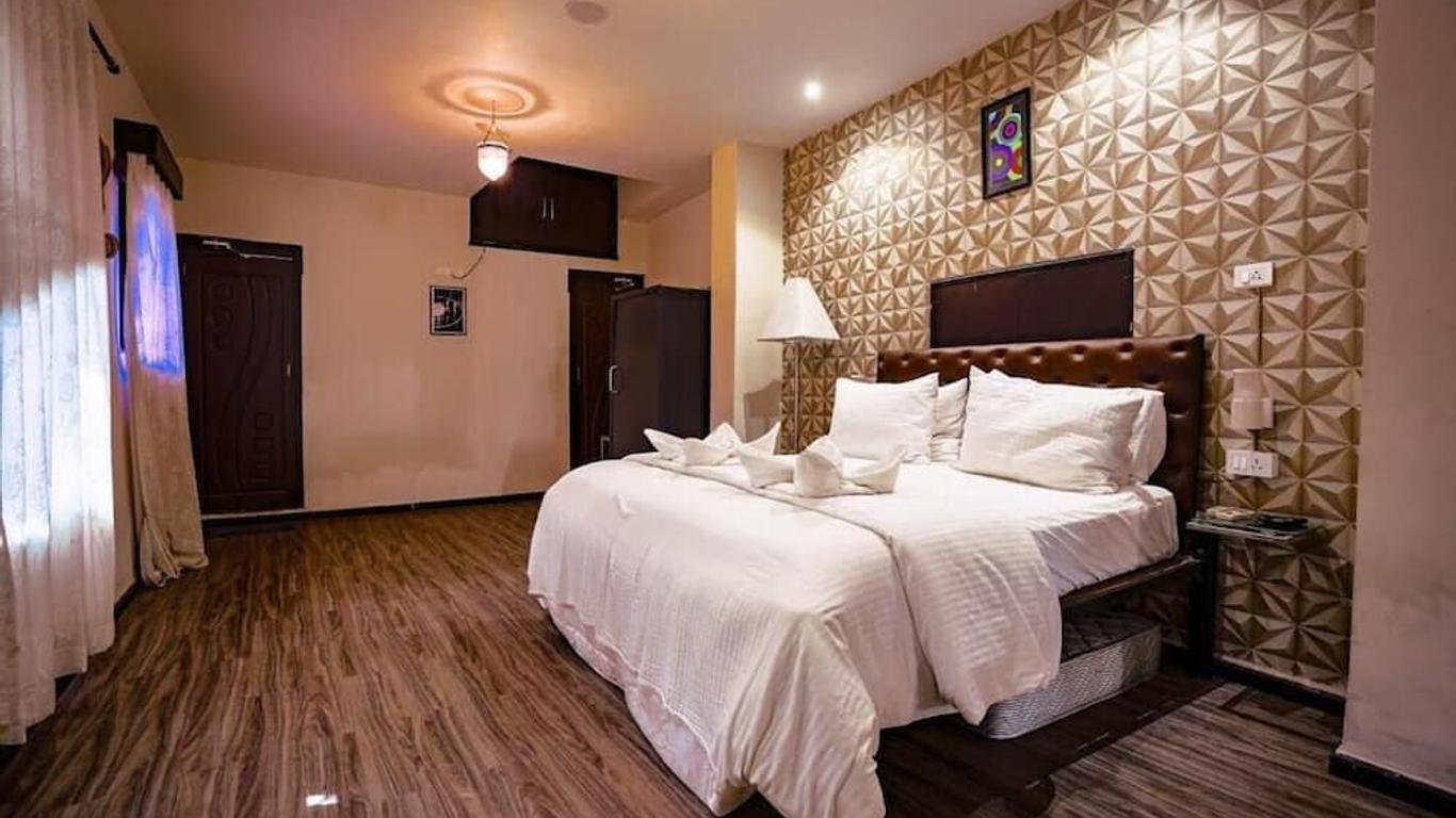 Creek Hotel - Panaji