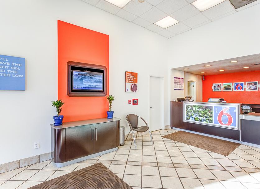 Front desk Photo