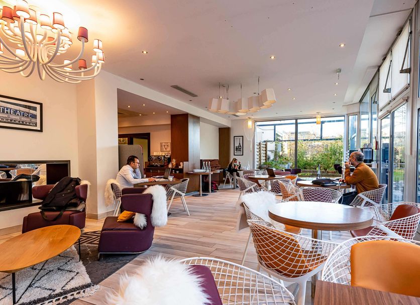 Lounge Photo