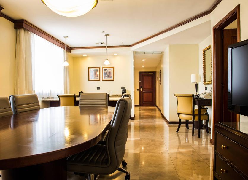 Dining room Photo