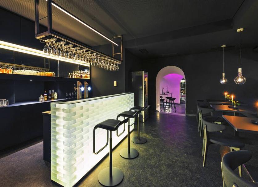 Bar Photo