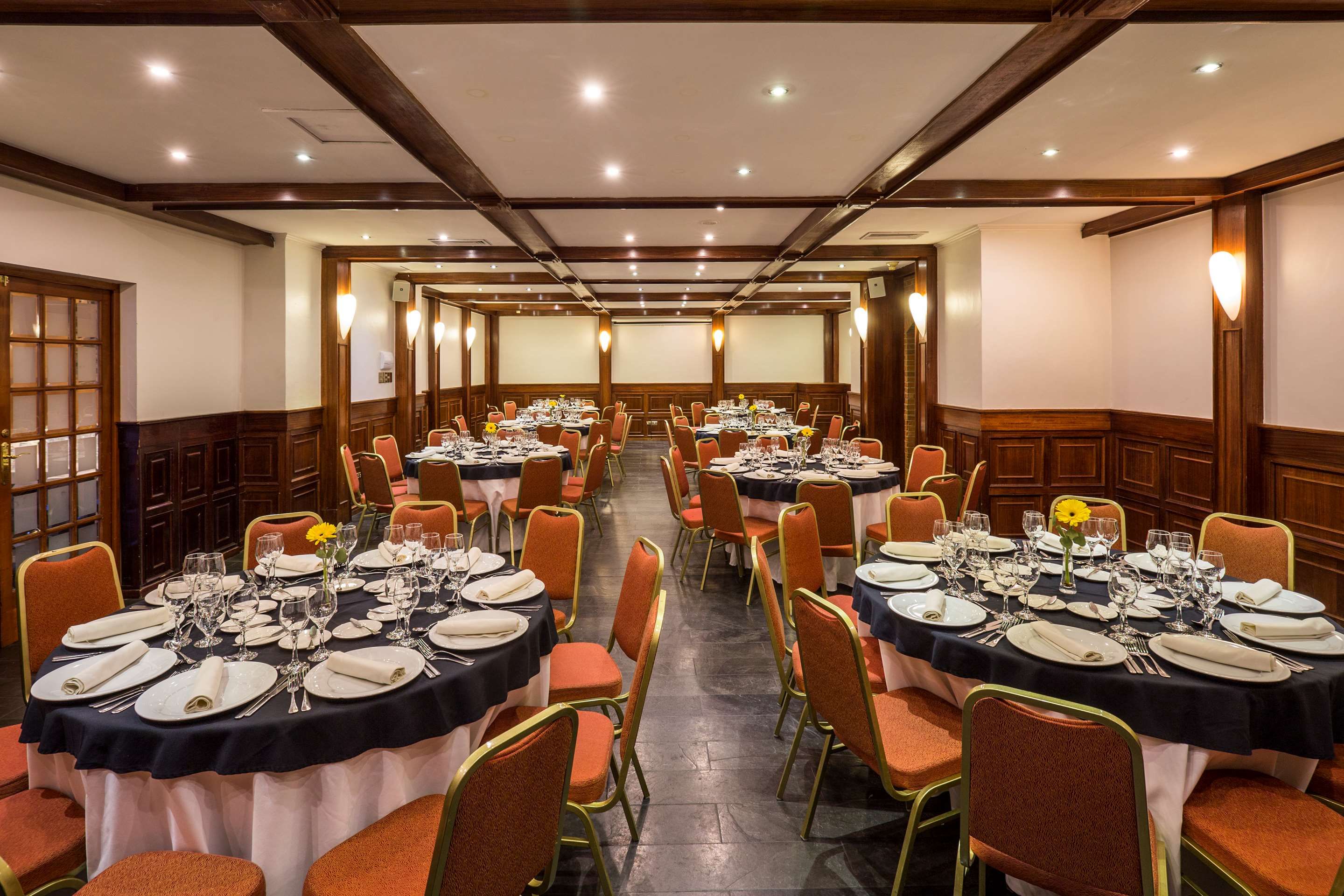 Banquet hall