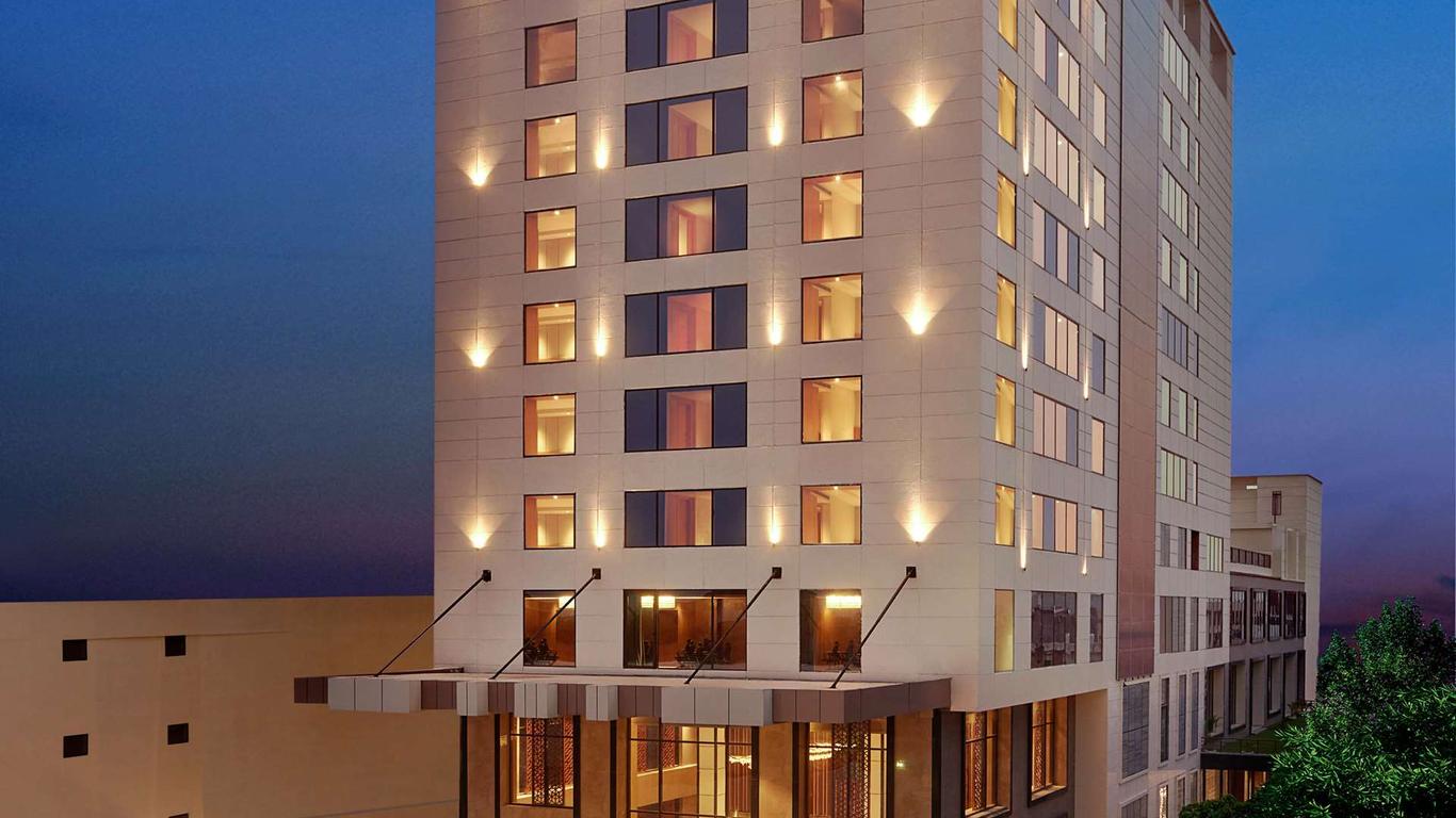 DoubleTree by Hilton Varanasi