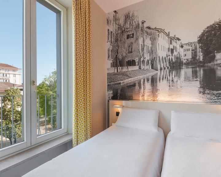 Ciro rijk Laag B&B Hotel Treviso from ₹ 3,669. Treviso Hotel Deals & Reviews - KAYAK