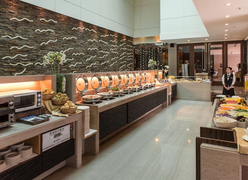Buffet Photo