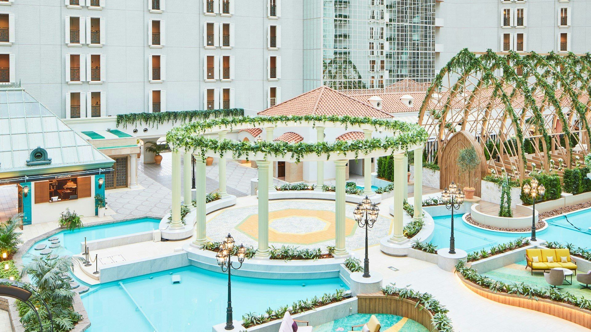 Pool