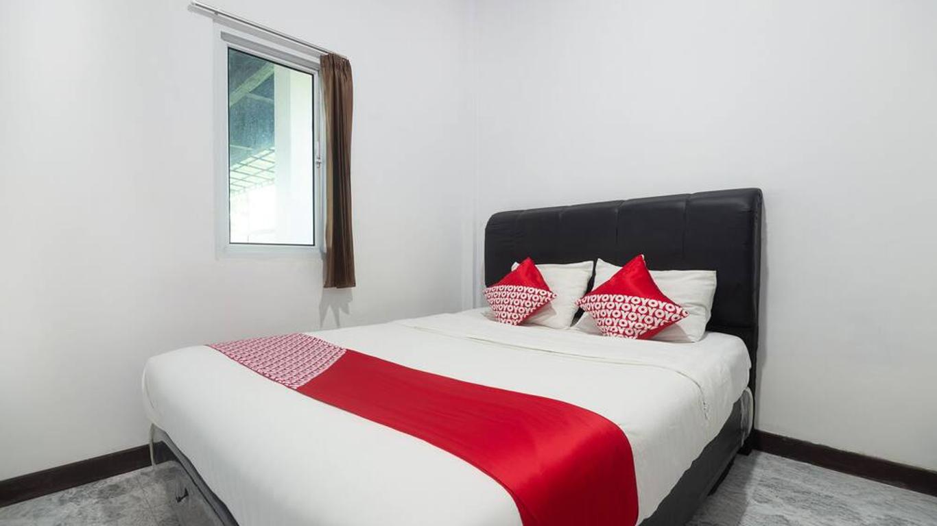 Cattail Guest House Pontianak