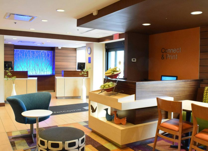 Front desk Photo