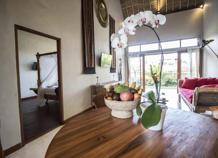 Dining room Photo