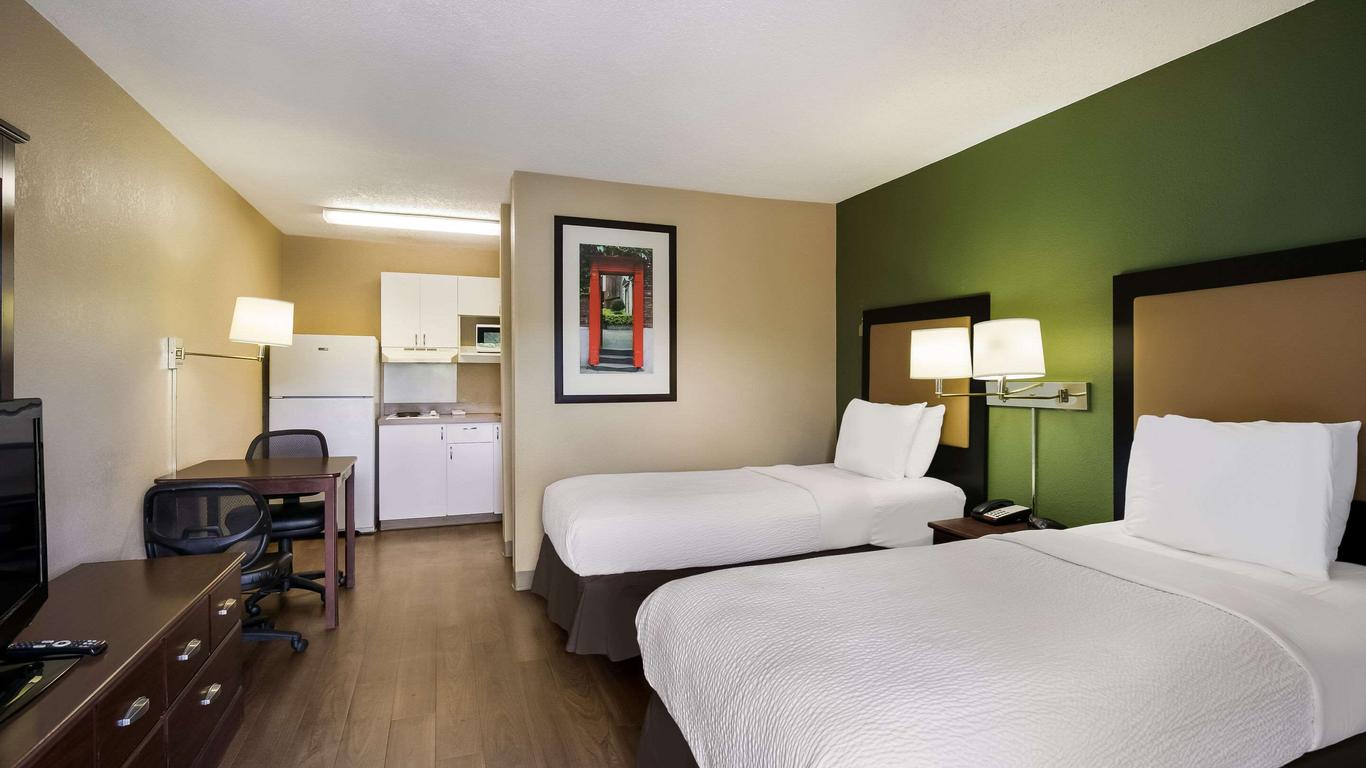 MainStay Suites Knoxville - Cedar Bluff