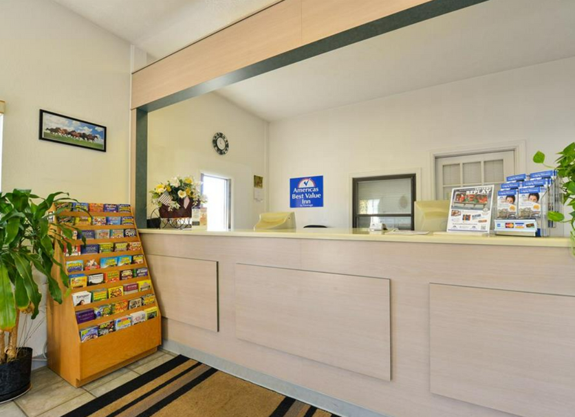 Front desk Photo
