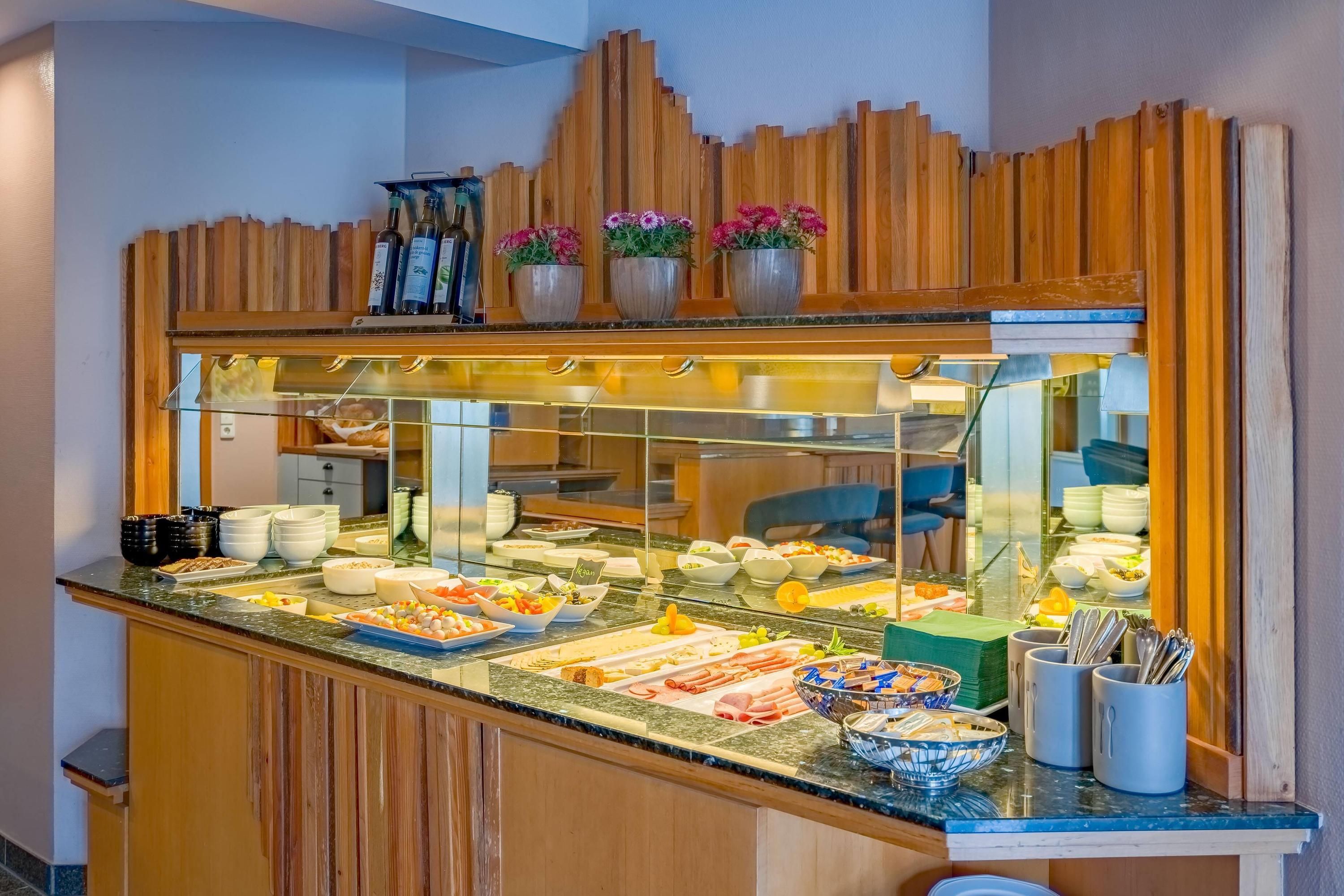 Buffet Photo