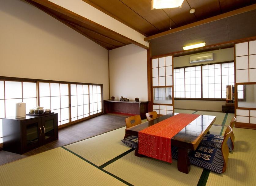 Dining room Photo