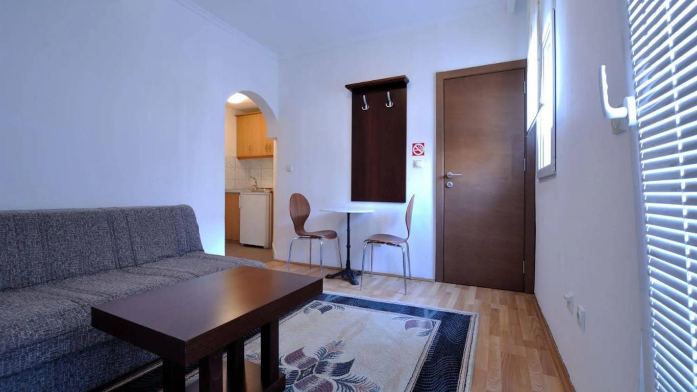 Hotel Djuric