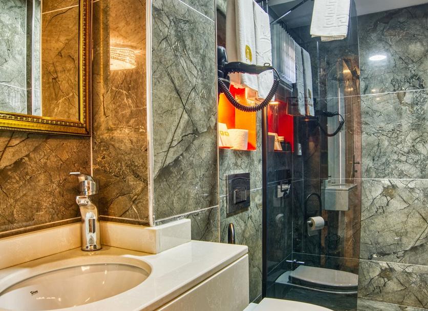 Bathroom Photo