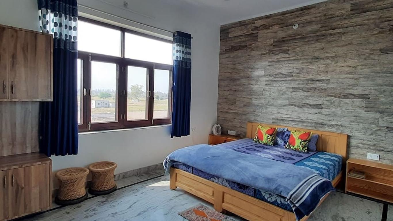 Ibishouse Farm Stay