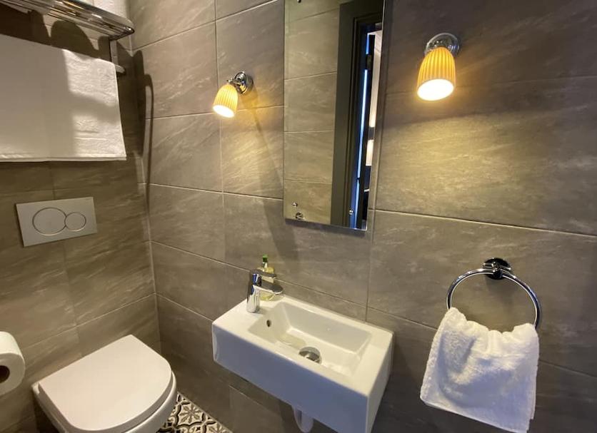 Bathroom Photo