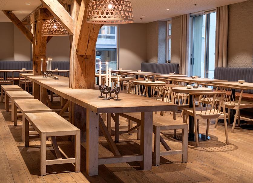 Restaurant Photo