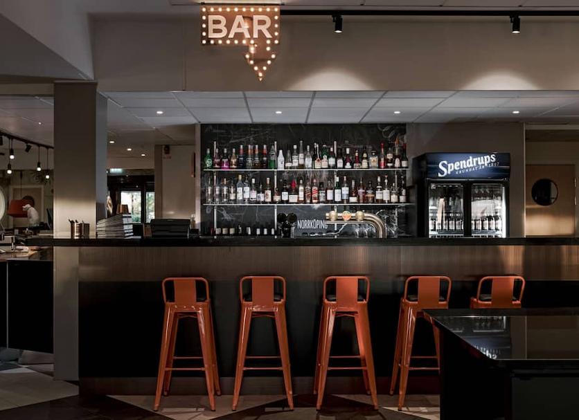 Bar Photo