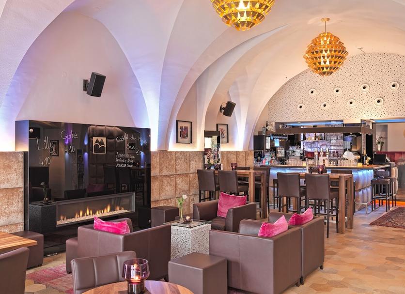 Bar Photo
