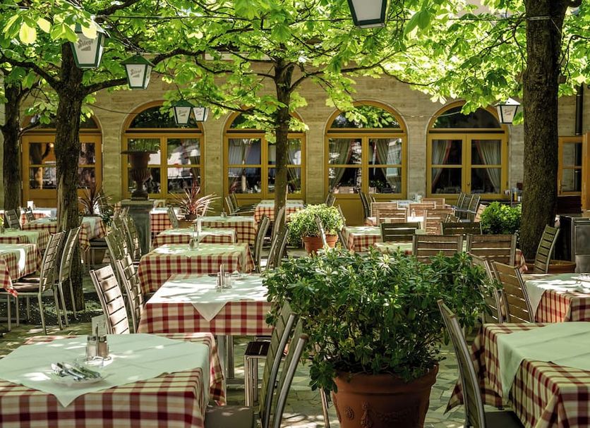 Restaurant Photo