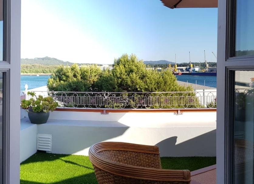 Balcony Photo