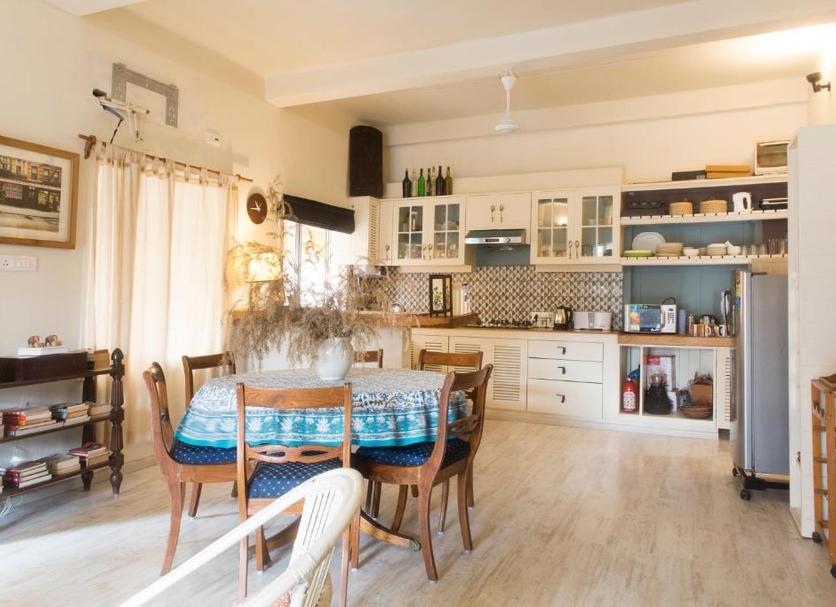 Dining room Photo