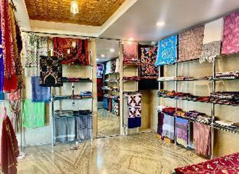 Shop Photo