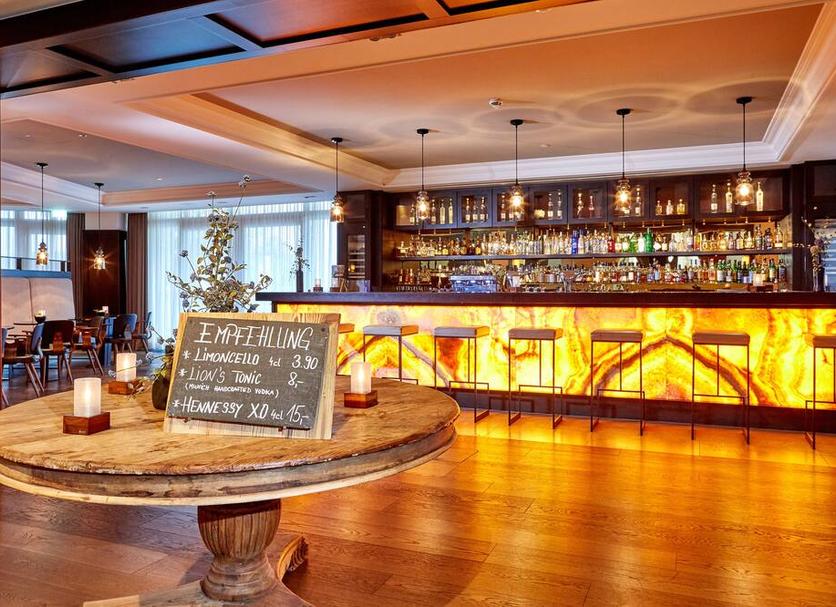 Bar Photo