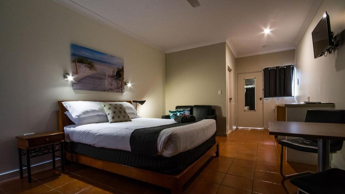 Bowen Arrow Motel