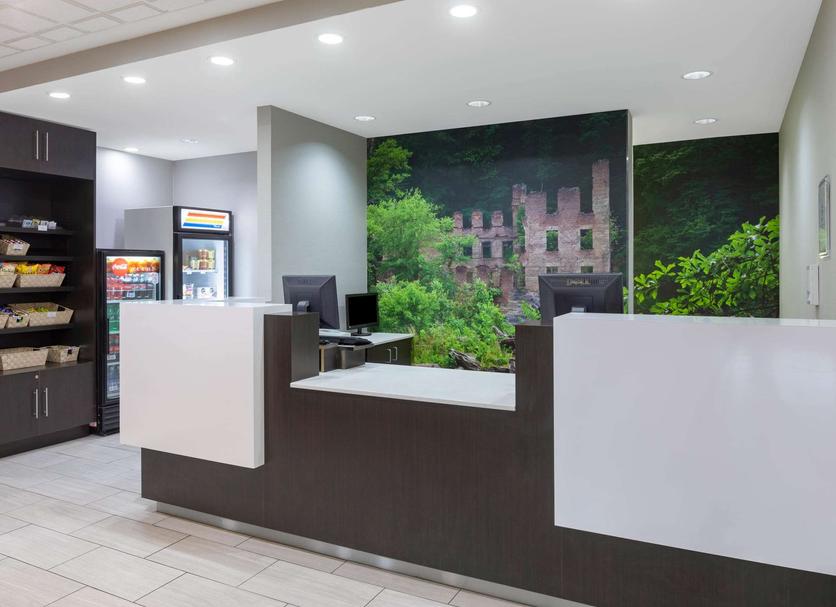 Front desk Photo