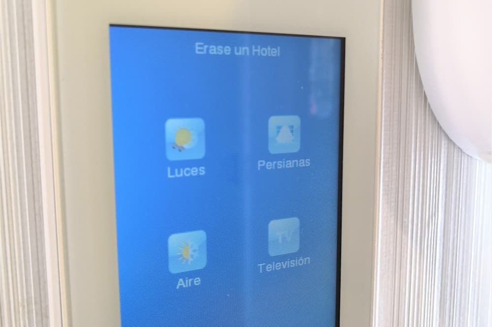 Room amenity