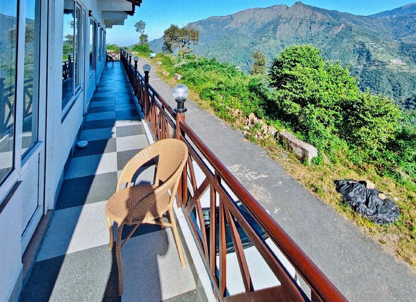Balcony Photo