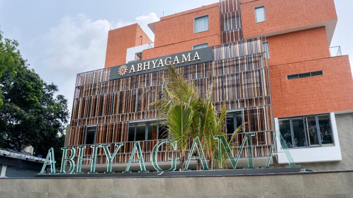 Abhyagama Hotel