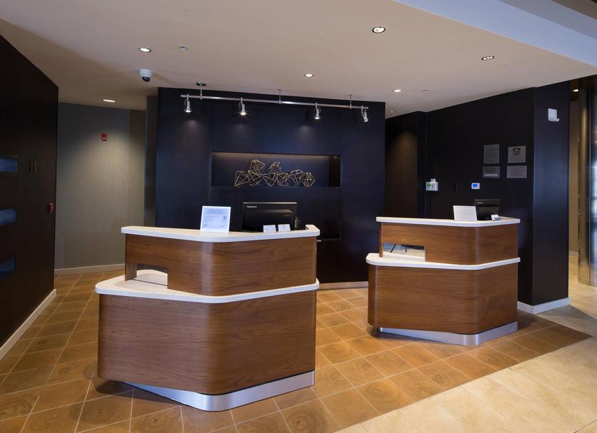 Front desk Photo