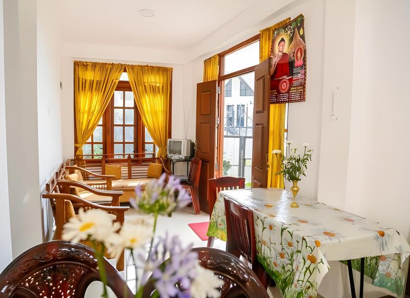 Dining room Photo
